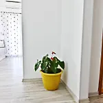 With Parking Space Valica, - 22453 Apartman