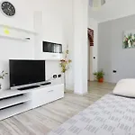 With Parking Space Valica, - 22453 *
