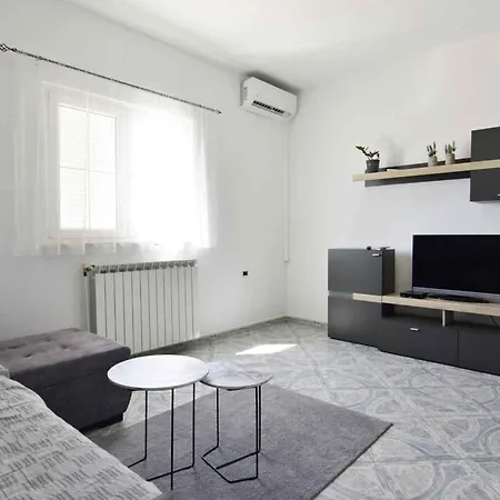 Apartment With A Parking Space Valica, - 22453 *