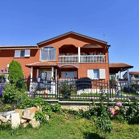 With A Parking Space Valica, - 22453 Umag