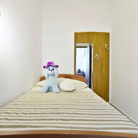 Apartment With A Parking Space Valica, - 22453 Umag